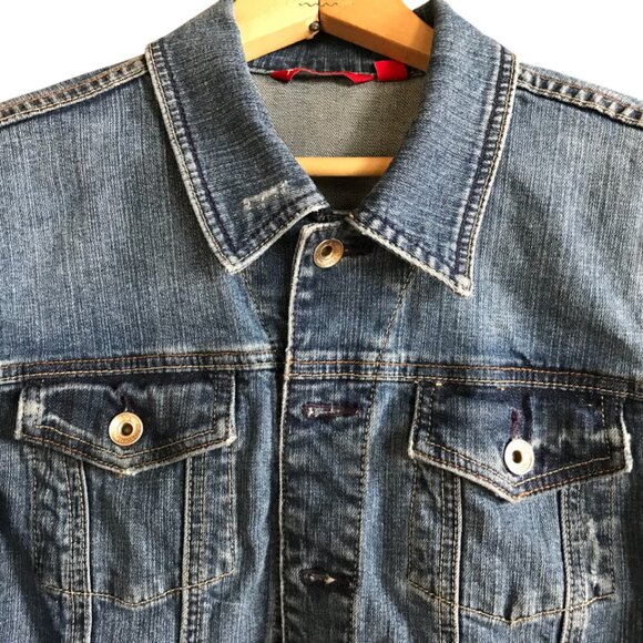 Upcycled Denim Jacket: Hand-Painted Lion Patchwork, Women's Medium - Picture 5 of 12